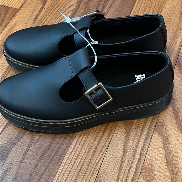 Black Leather Buckle Shoes - Picture 2 of 7